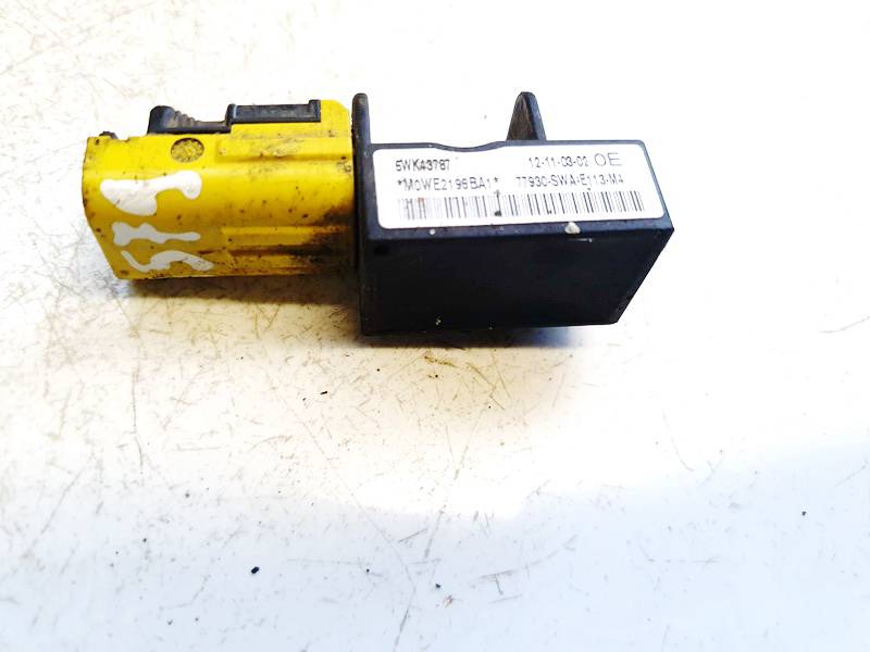 77930SWAE113M4 Honda CR-V 2011 Srs Airbag crash sensor - Thumbnail 2