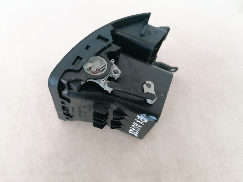 1T0819703A Volkswagen Touran 2003 LUFTDÜSE FRISCHLUFTDÜSE Lüftungsgitter - Thumbnail 2