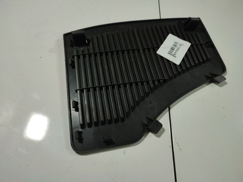 322225228 Opel Zafira 2009 PLASTICOS-Otros repuestos del interior