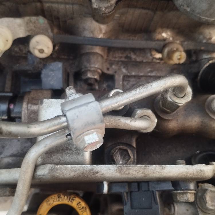 01K16418 Toyota Auris 2008 Fuel injector rail (injectors)(Fuel distributor)