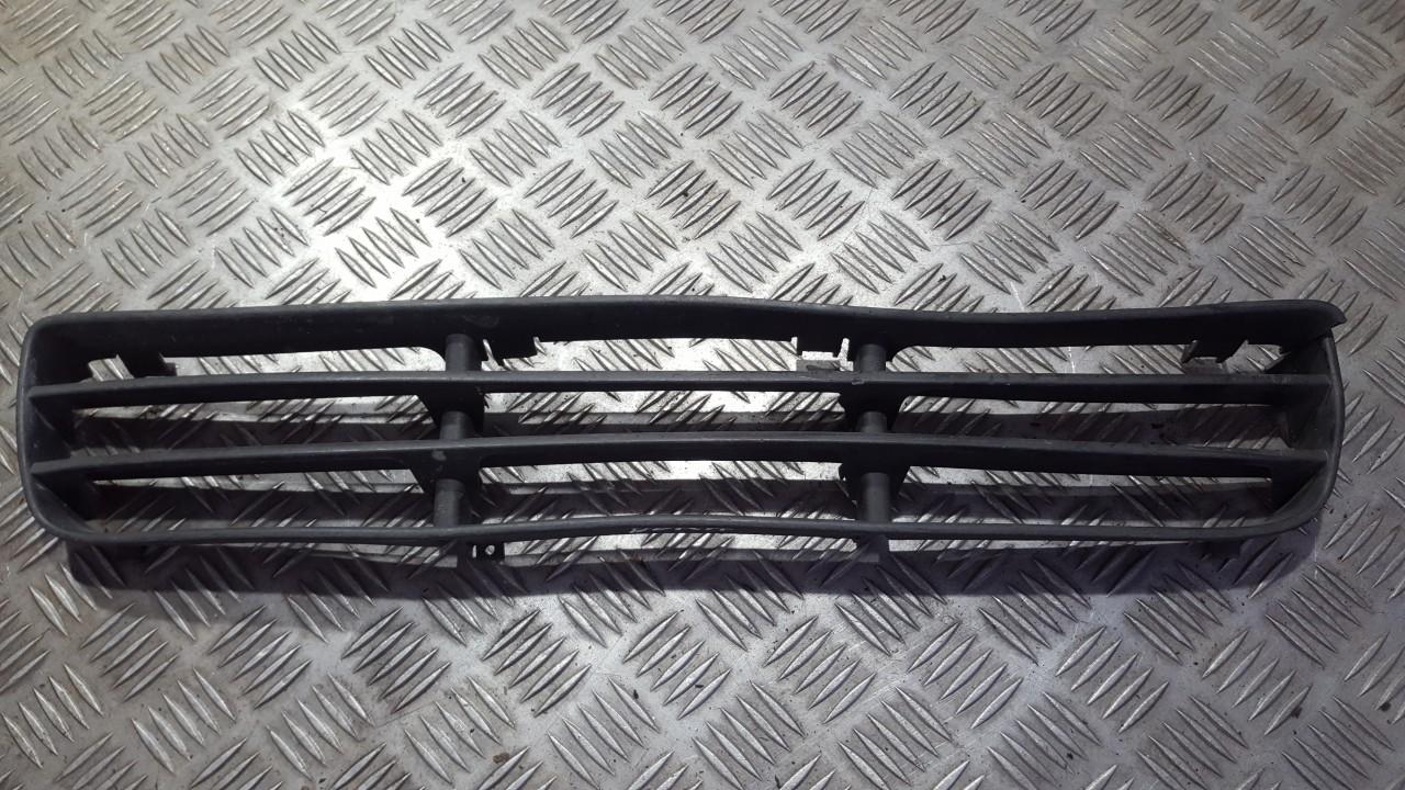 1J5853677B Volkswagen Bora 2000 Bumper Grille - FRONT CENTER