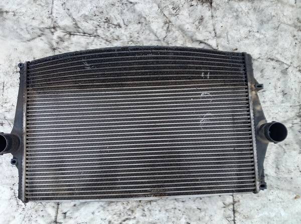 874386B Volvo V70 2001 Радиатор интеркулера