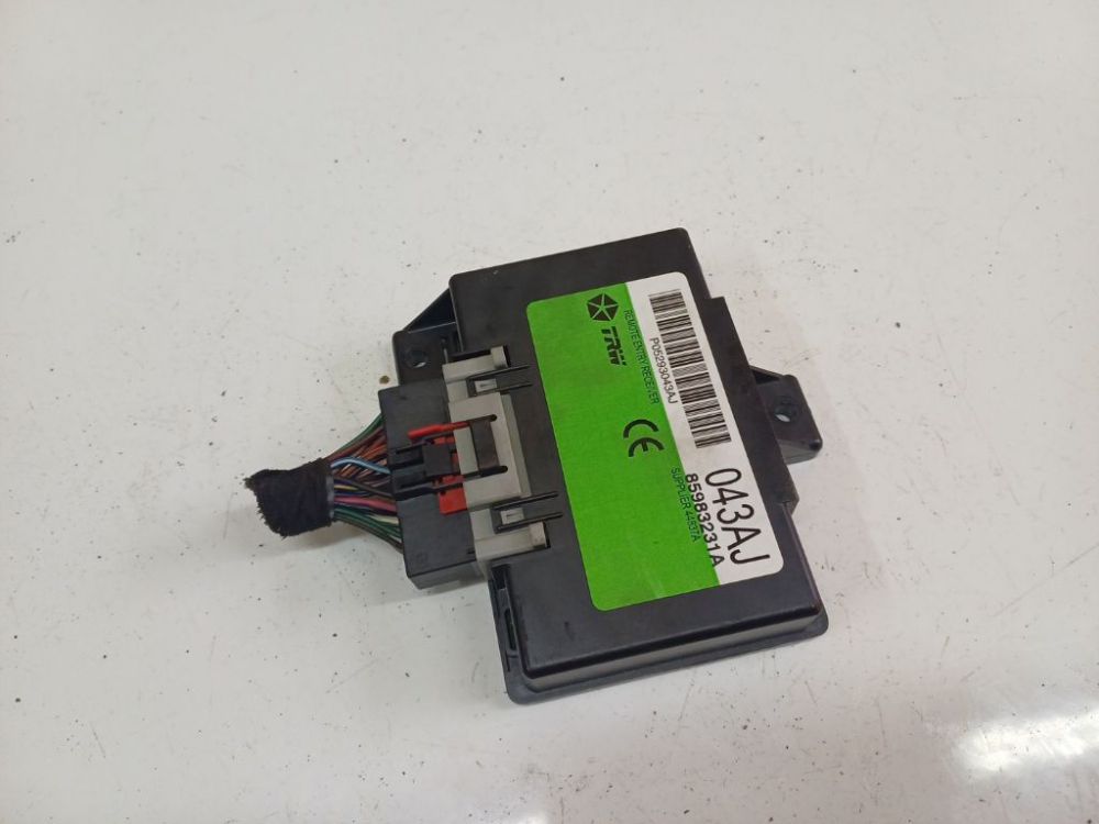 P05293043AJ Chrysler PT Cruiser 2002 Moduł komfortu - Thumbnail 2