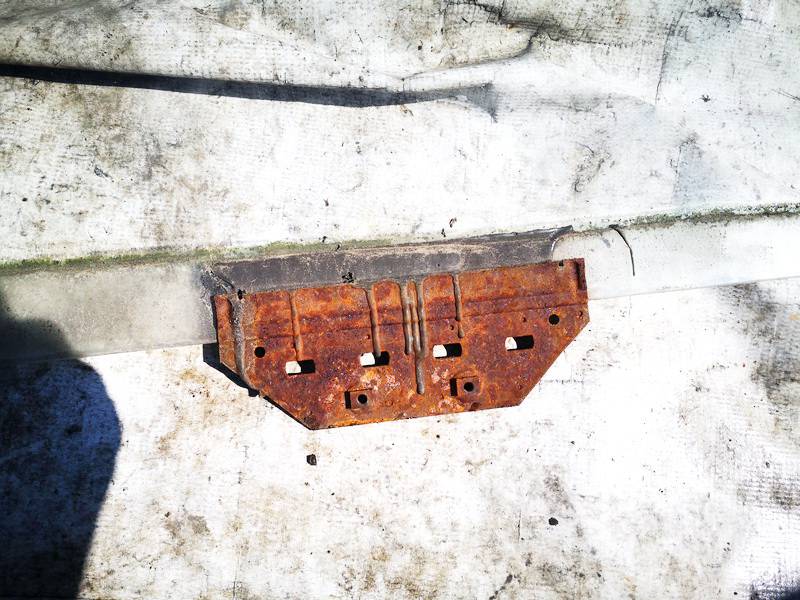 Audi 80 1985 Door-Drop Glass - FRONT RIGHT - Thumbnail 2