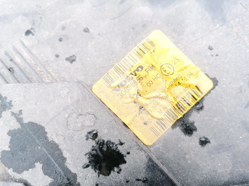 30698886 Volvo V50 2004 Headlight - FRONT RIGHT - Thumbnail 2