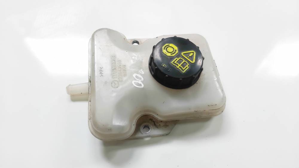 C23643550 Mazda 5 2007 Brake Master Cylinder Reservoir