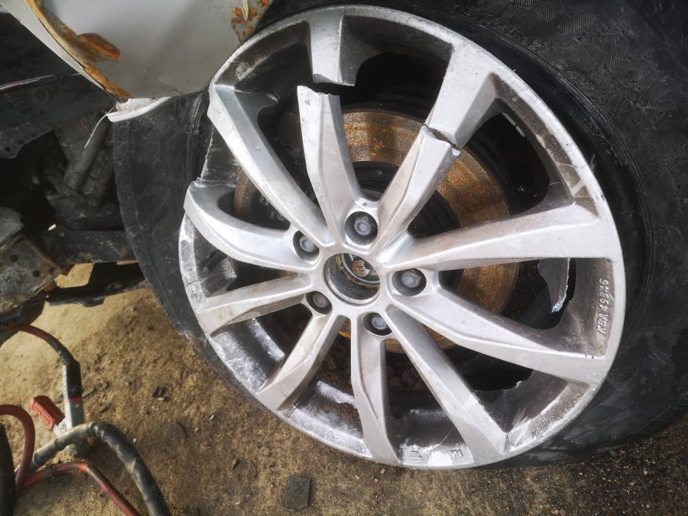 5X114.3 Toyota Avensis 2011 Räder-Kit R17 - Thumbnail 3