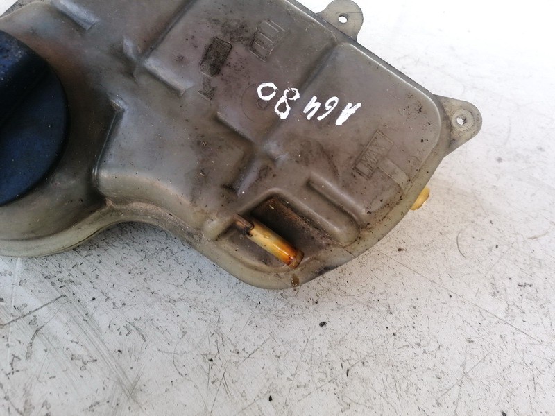 8D0121403D Audi A4 1997 Expansion Tank coolant (RADIATOR EXPANSION TANK BOTTLE ) - Thumbnail 2