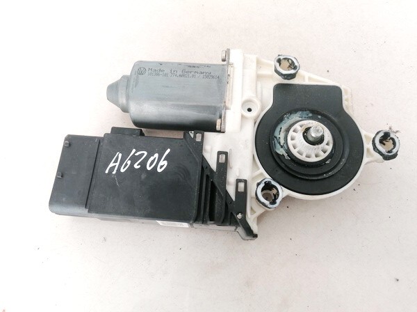 1J1959802D Volkswagen Golf 1999 Window Motor - FRONT RIGHT
