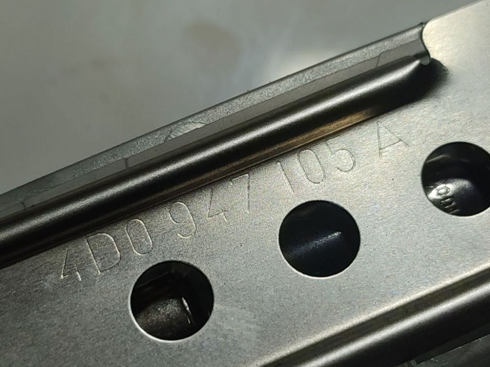 4D0947105A Audi A6 2005 Interior lighting - Thumbnail 4