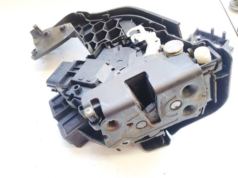 30699112 Volvo V50 2010 Duru spyna G.D. - Thumbnail 3