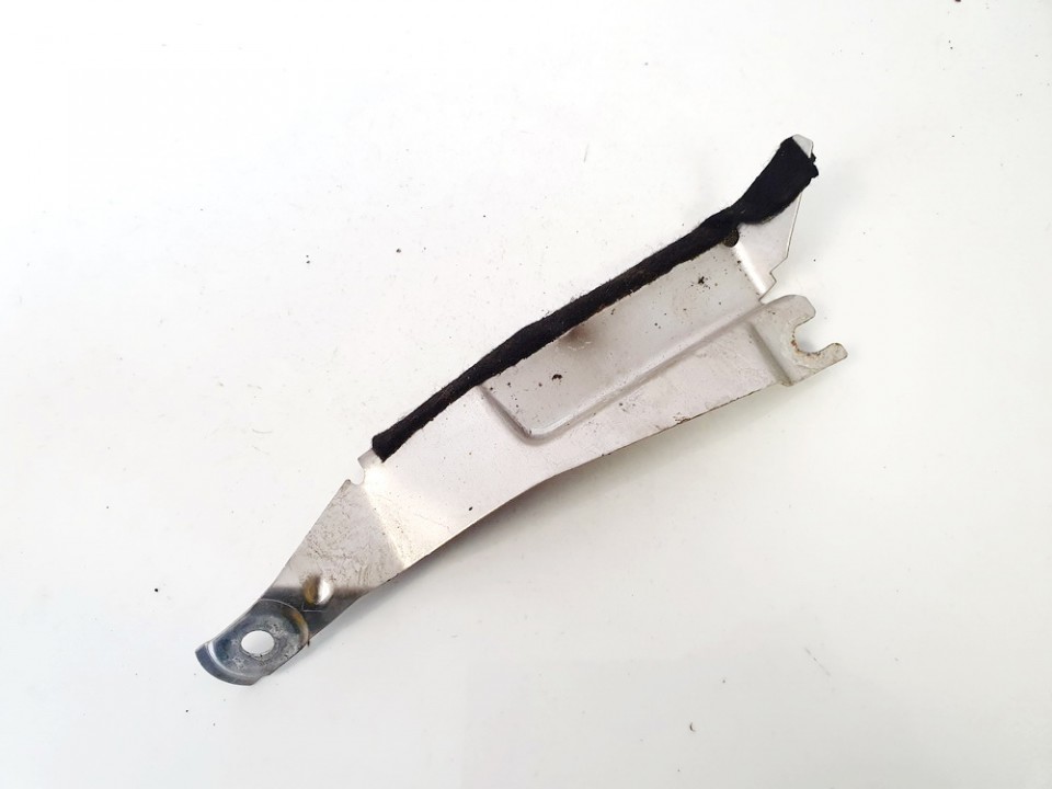 8D9827579 Audi A3 2000 Other holders