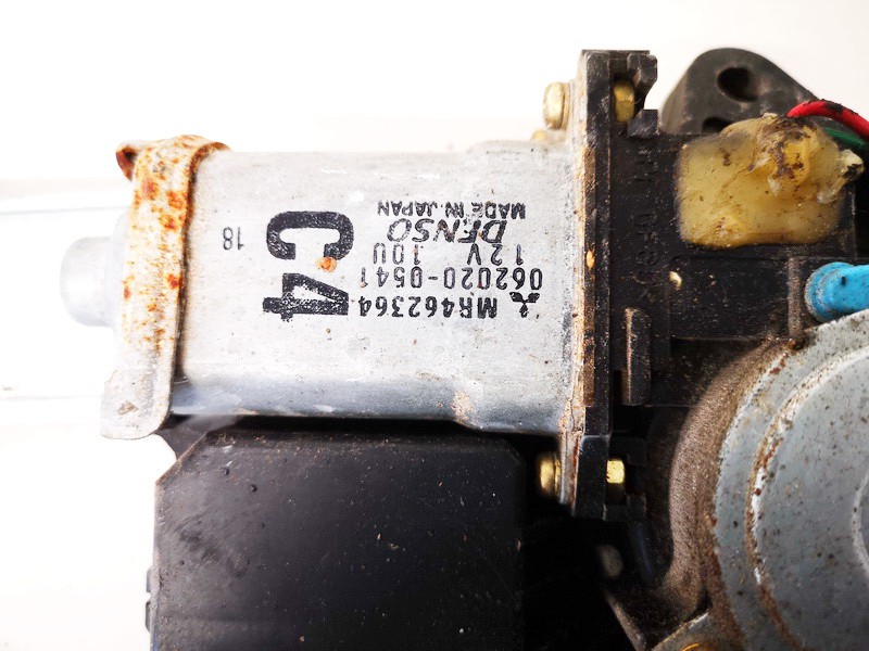 MR462364 Mitsubishi Space Wagon 1999 Duru lango pakelejo varikliukas G.D. - Thumbnail 3