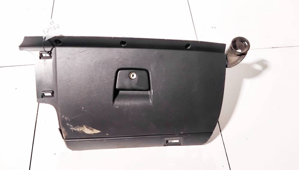 8626141 Volvo V50 2005 Glove Box Assembly