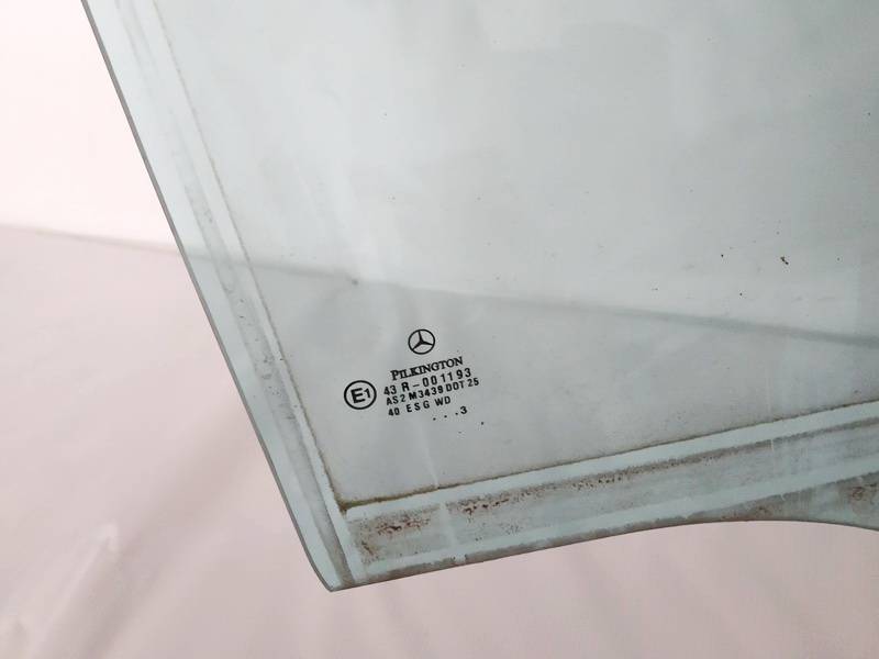 Mercedes-Benz C-CLASS 2003 Oven lasi - TAKANA OIKEALLA - Thumbnail 3