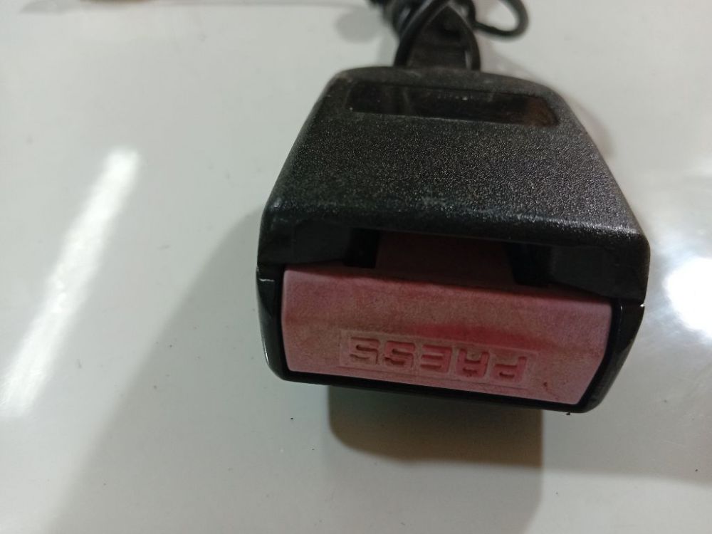 Citroen C4 2006 Zaczep pasa bezpieczeństwa - PRZEDNIE PRAWE - Thumbnail 3