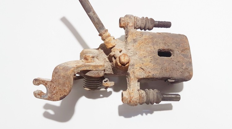 Hyundai Elantra 2002 Zacisk hamulcowy - TYLNE LEWE