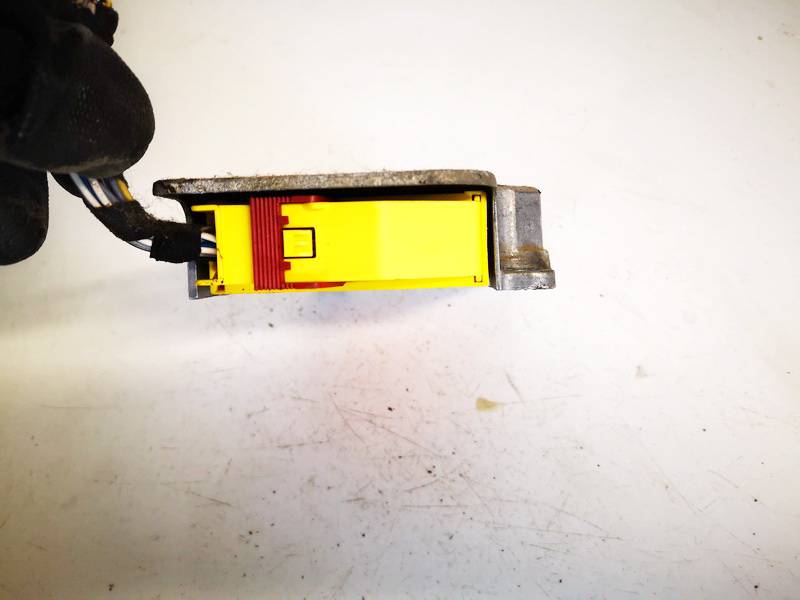 6Q0909605A Volkswagen Bora 1999 SRS gaisa spilvena dators – gaisa spilvenu vadības bloks - Thumbnail 3