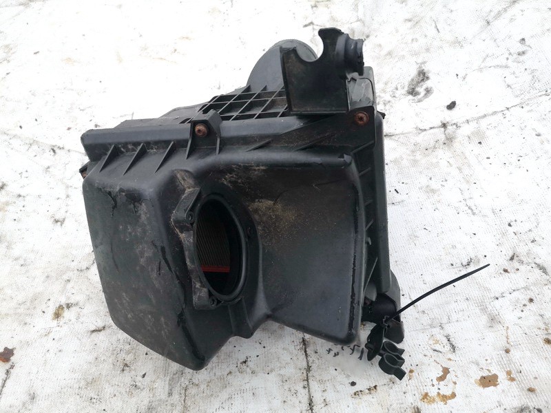 used used Air filter box Ford Focus 2006 1.6L EIS01599473 Used Auto