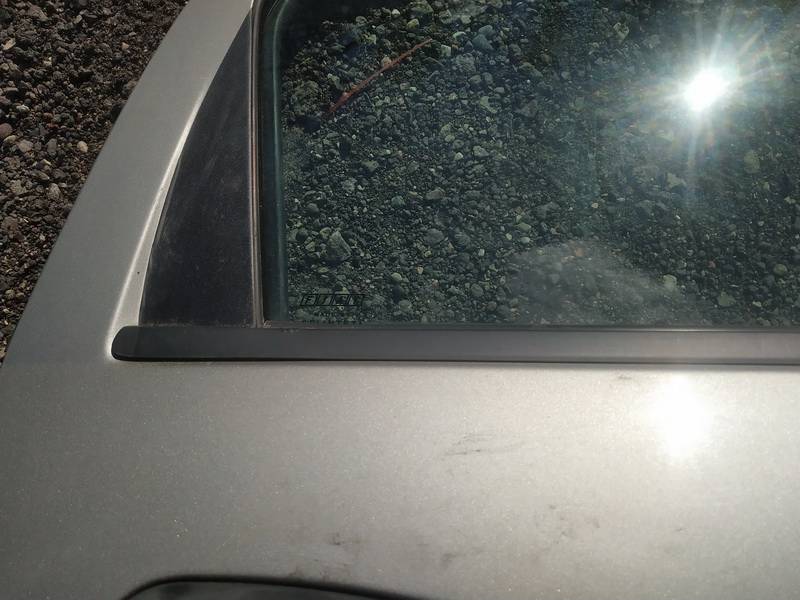 Fiat Grande Punto 2009 Durvju stikla sloksne - AIZMUGURE PA LABI - Thumbnail 2