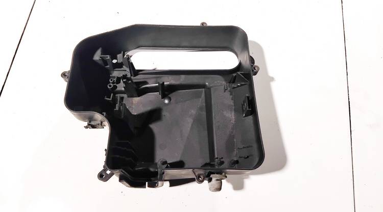 8D1907355B Volkswagen Passat 2005 Air Intake Panel - Thumbnail 2