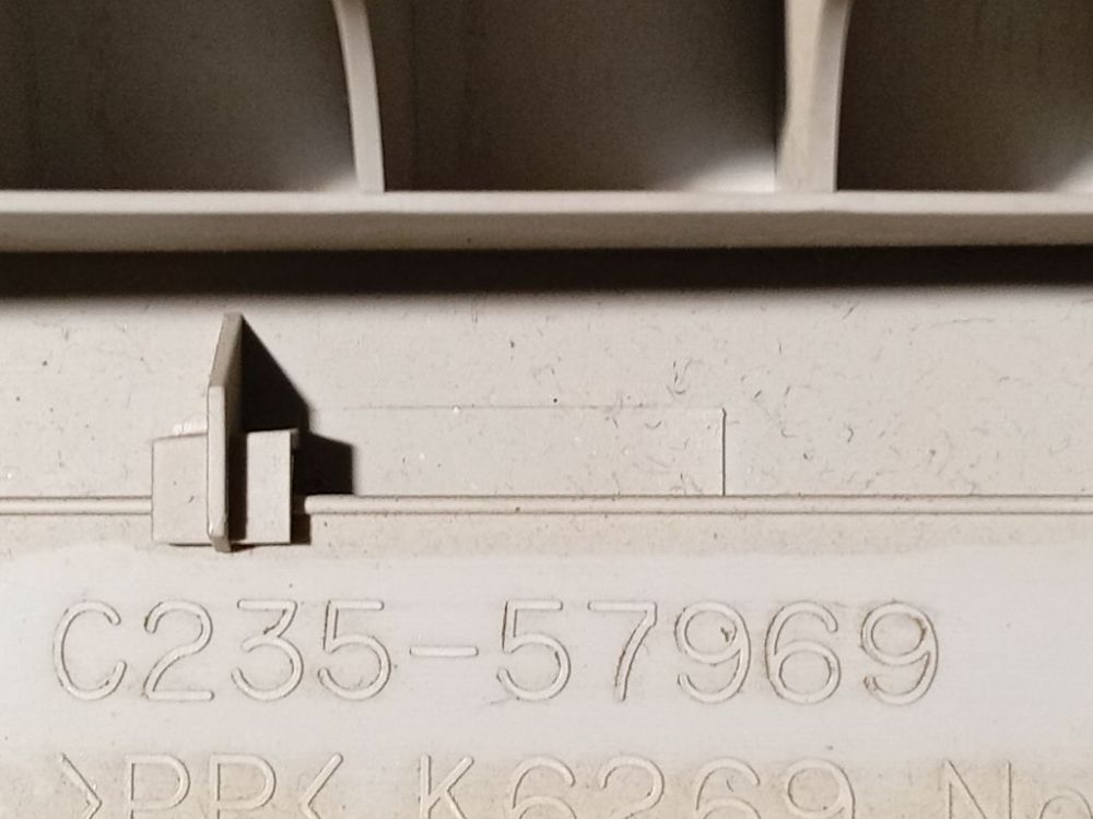 C23557969 Mazda 5 2006 Innenausstattung - Thumbnail 4