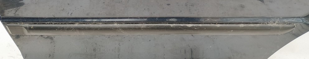 Mazda 323F 1998 Zewnętrzna listwa drzwi - TYLNE LEWE