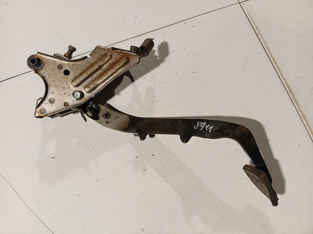 Toyota Corolla 2004 Pedał sprzęgła - Thumbnail 4