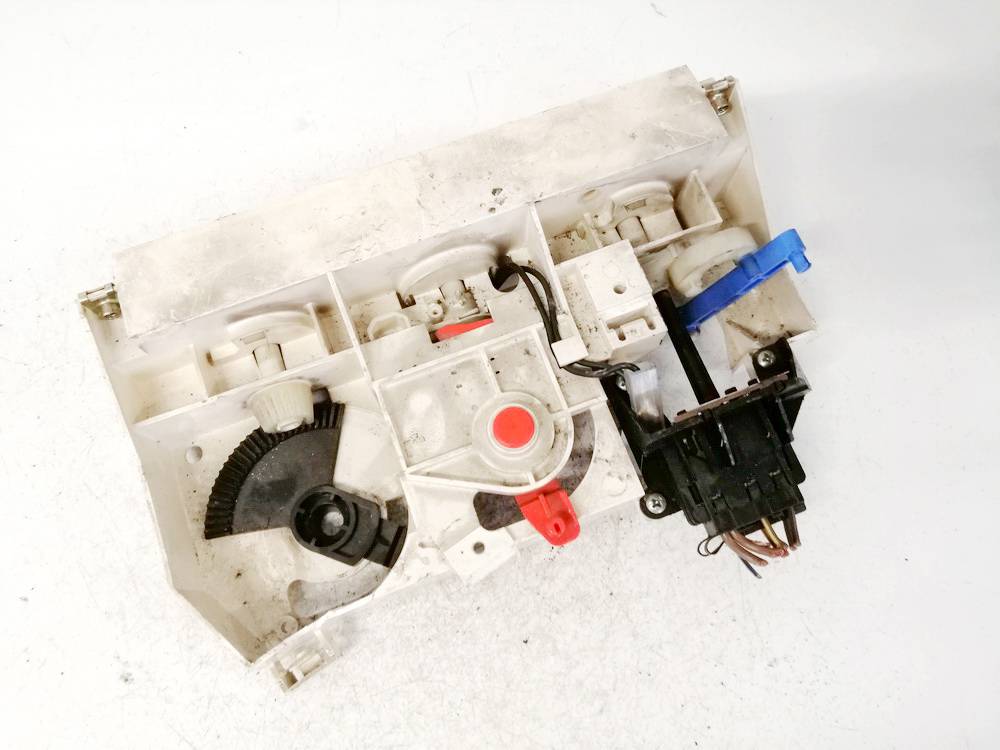 4A0819045 Audi 100 1994 Klimata vadības panelis (sildītāja vadības slēdži) - Thumbnail 2