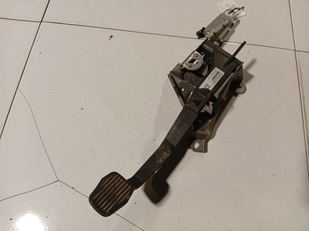 3M517B633XC Ford C-MAX 2007 Sankabos pedalas