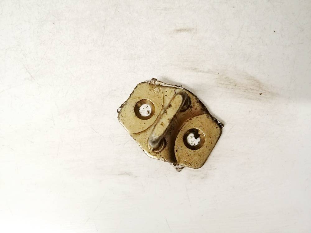 Chrysler 300C 2006 Uchwyt zamka drzwi - TYLNE