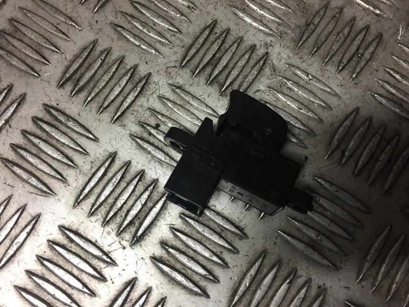 25411AV600 Nissan Primera 2004 Power window control (Window Regulator-Window Switch)