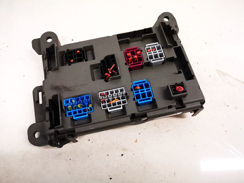 518954020a 693168703 Fuse box BMW X5 2010 EIS01249491 Used Auto