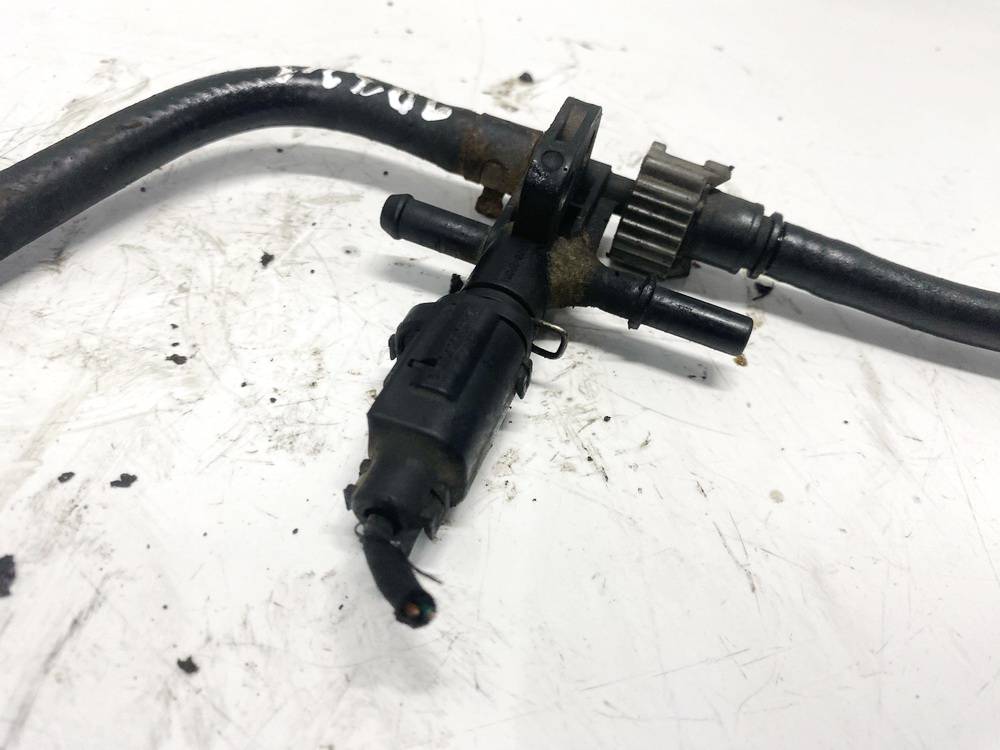 Hyundai Tucson 2006 Vacuum Control Purge Valve (Solenoid Valve) - Thumbnail 2