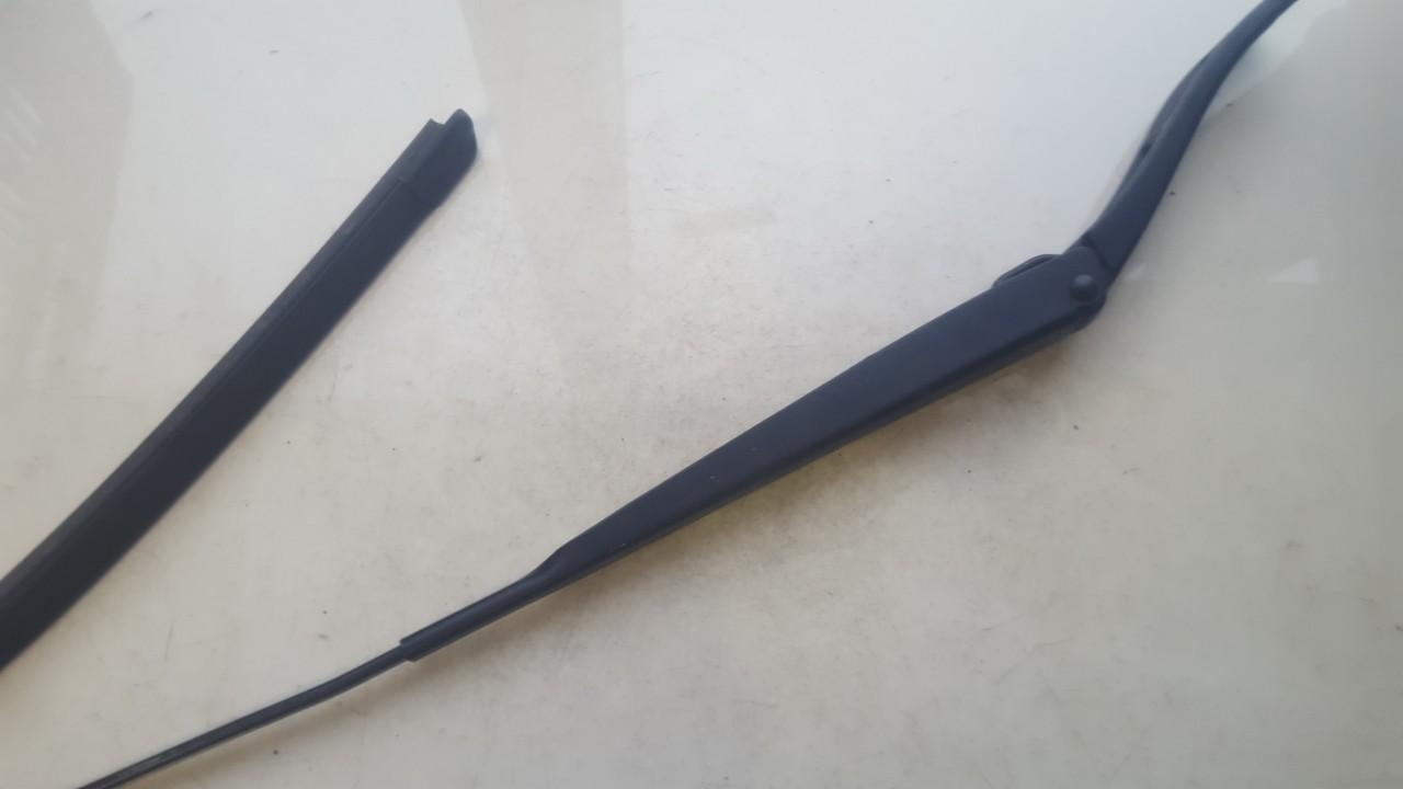 9683828680 Citroen DS3 2012 Ramię wycieraczki przedniej (przednie wycieraczki)