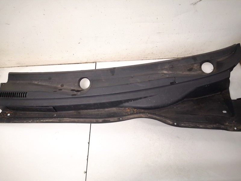557820F010 Toyota Corolla Verso 2006 Abdeckung Windschutz Wasserkastenabdeckung