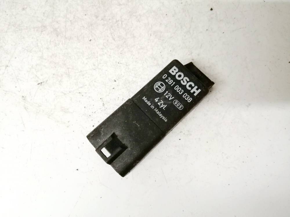 0281003038 Volkswagen Passat 2006 Glow plug relay