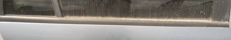 Opel Vectra 2003 Listwa szyby drzwi - TYLNE PRAWE