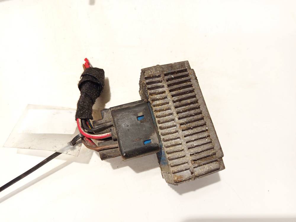 55353011 Opel Zafira 2003 Hehkutulppien Rele