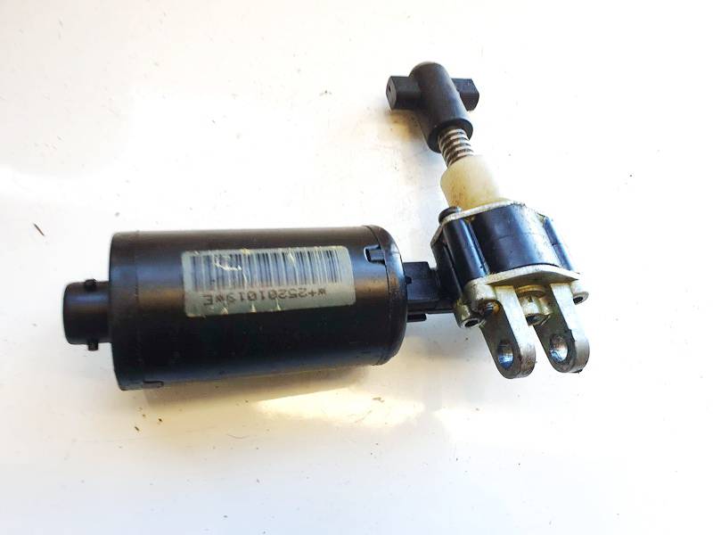 507537R03 Nissan Primera 2002 Istuimen moottori - EDESSÄ VASEMMALLA