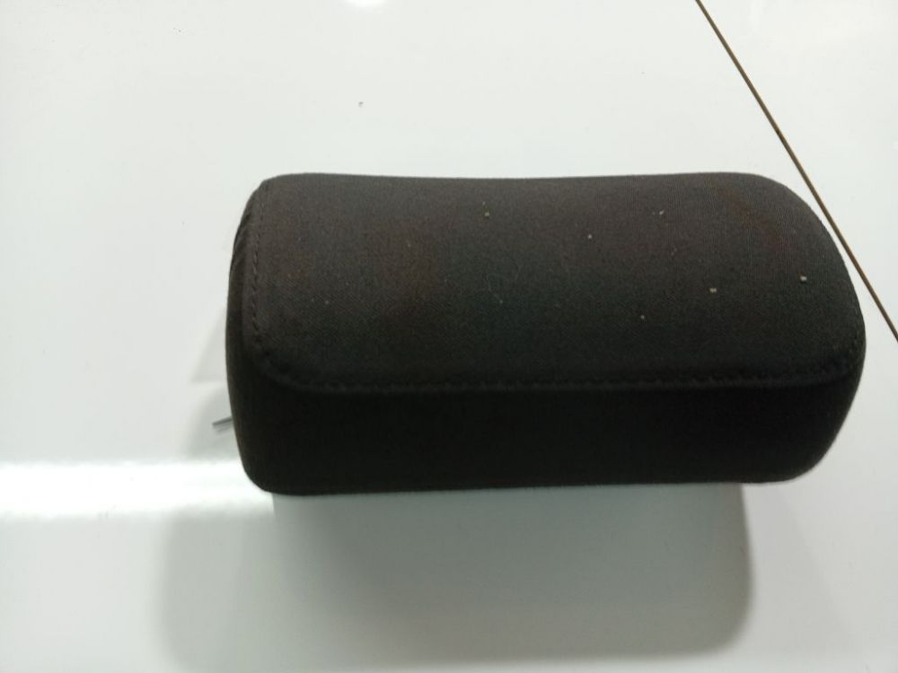 BMW 3-Series 2002 подголовник - Thumbnail 2