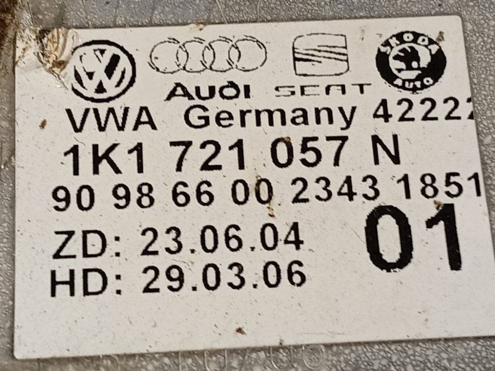 1K1721057N Volkswagen Passat 2006 Pedalwerk Bremspedal Pedalhalter Kupplungspedal - Thumbnail 4