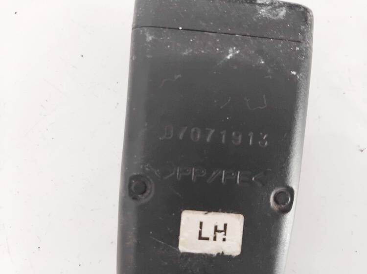 070504P Hyundai i30 2012 Seat belt holder (Seat belt Buckle) - REAR RIGHT - Thumbnail 3