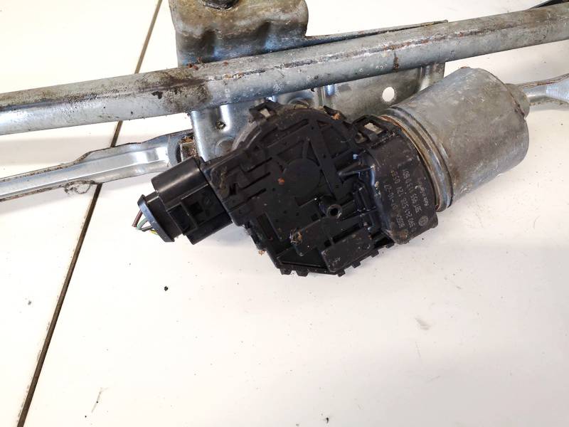 3B1955113D Skoda Superb 2007 Моторчик стеклоочистителя передний - Thumbnail 2