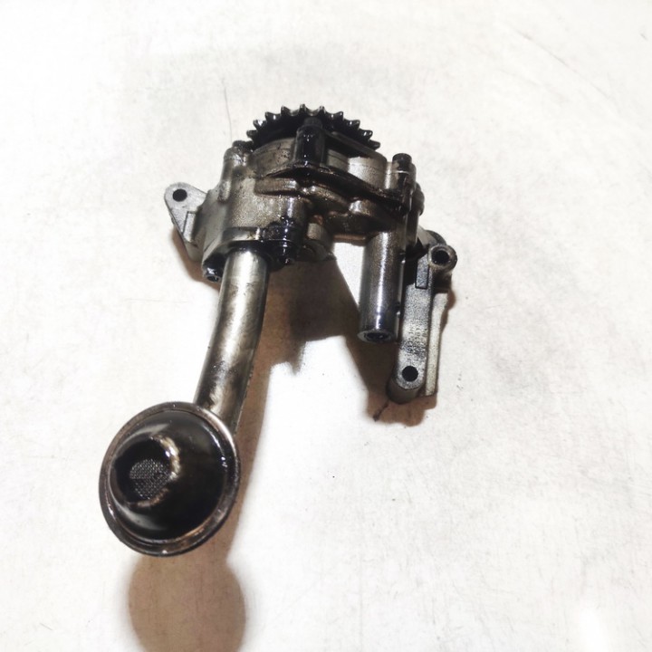 11347010411 used Oil pump Volkswagen Passat 2006 1.9L EIS00979503