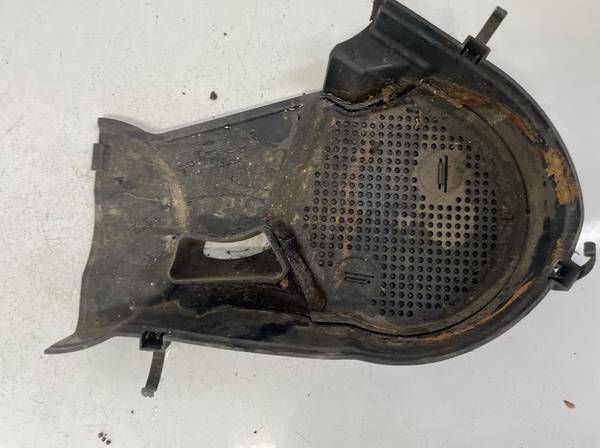 E059109123G Audi A6 1999 Zahnriemenschutz Zahnriemen Schutz - Thumbnail 2