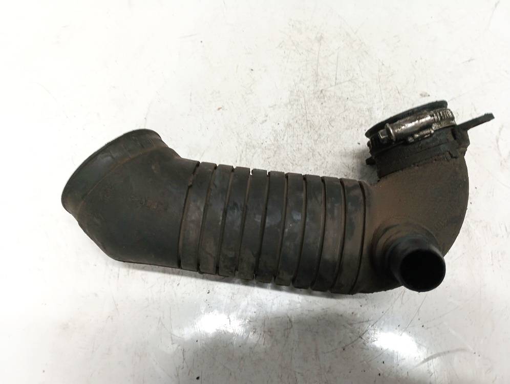8D0129615J Volkswagen Passat 2000 Intake Hose (Air HOSE)(Air Pipe)