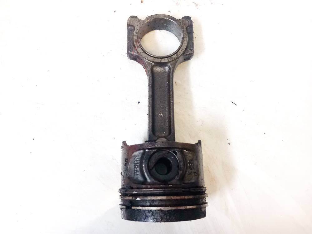 Renault Scenic 2004 Piston and Conrod (Connecting rod)