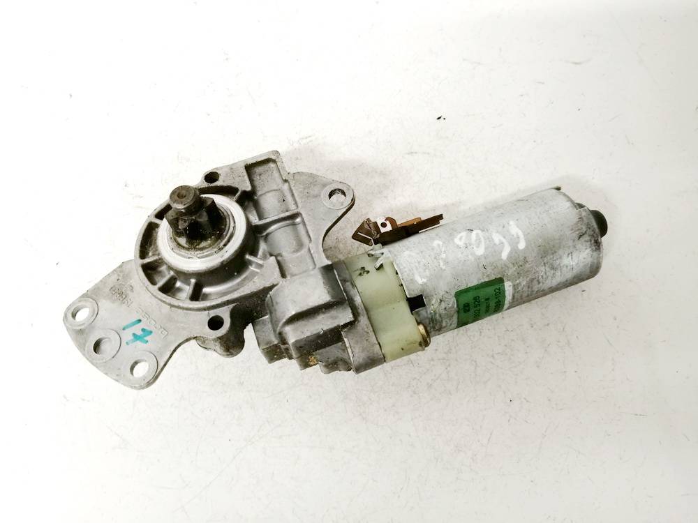 0130002526 Audi A6 2001 Sedynes varikliukas P.D.