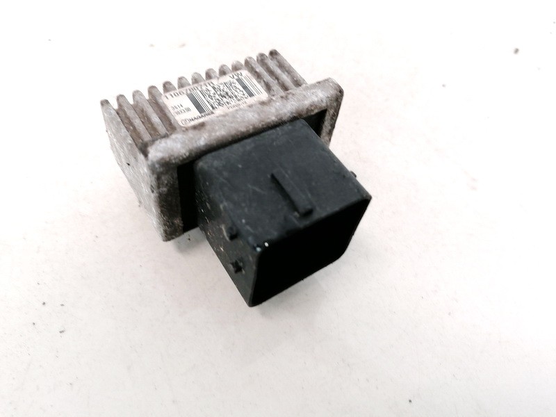 110678071R USED Glow plug relay Nissan Qashqai 2015 1.5L 18EUR